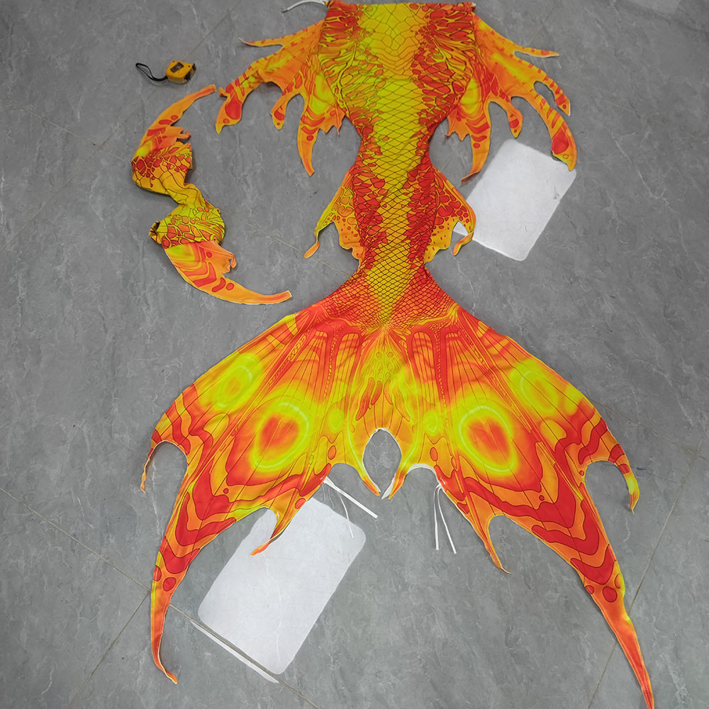 Original Colorful Mermaid Tail - Aquarium & Marine Museum Kota Kinabalu 评论和价格
