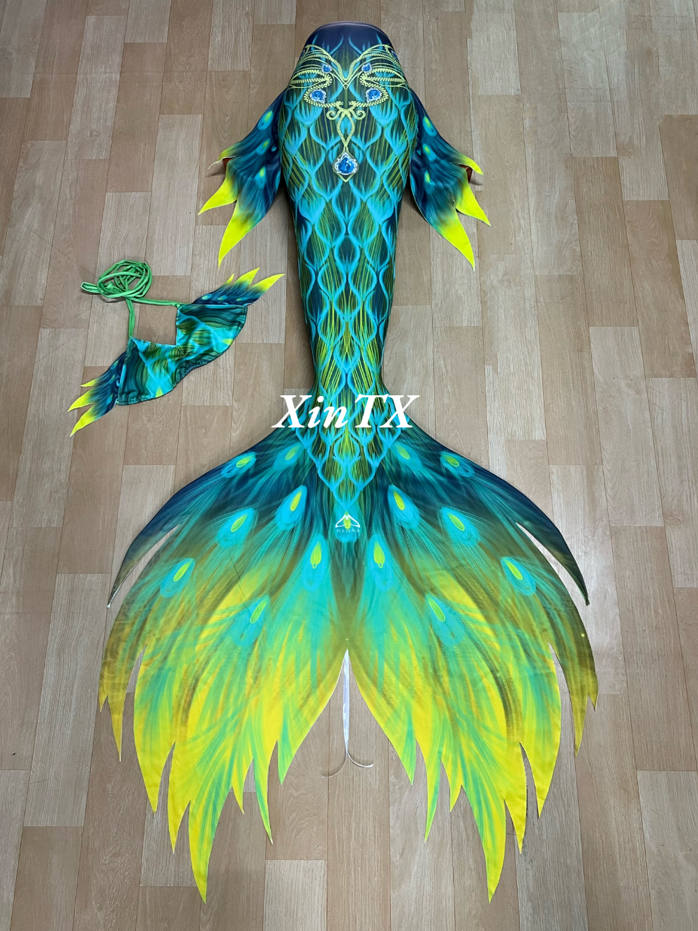 Mermaid Tail Adult Ladies Swim - Aquarium & Marine Museum Kota Kinabalu 评论和价格